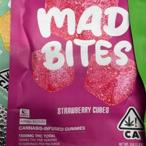 mad bites strawberry cubes